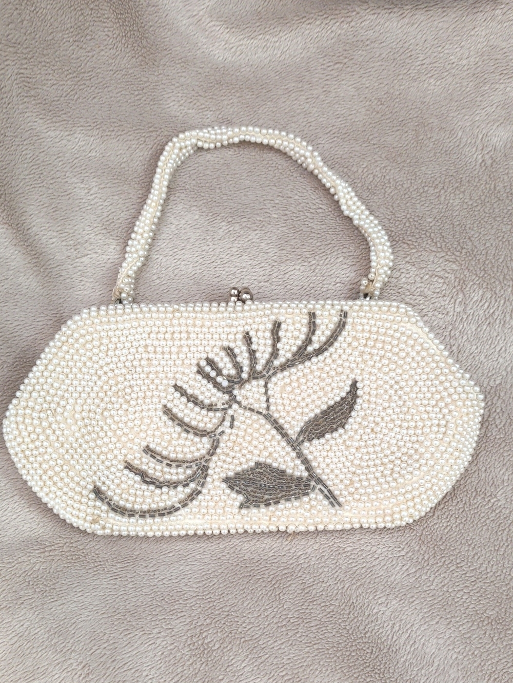 Vintage White Beaded Floral Evening Clutch